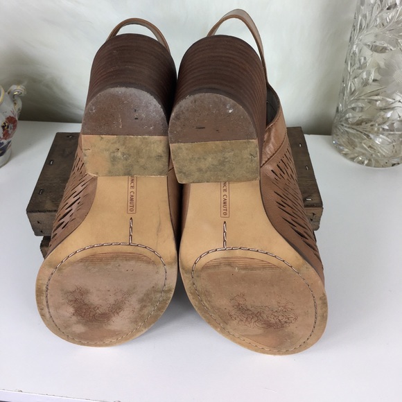 Vince Camuto Open Toe Leather Sandals x Shoes - Picture 6 of 8